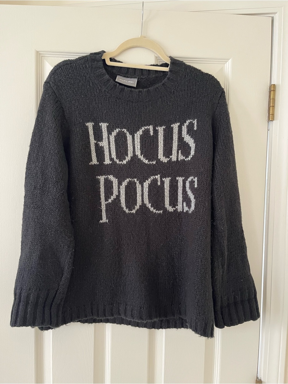 Wooden Ships Black Knit Sweater Hocus Pocus Sz S / M Halloween Fall Mohair Wool